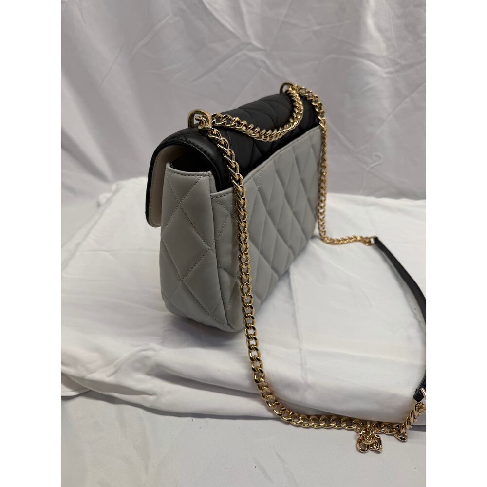 Rare Kate Spade Quilted Color‑Block Shoulder Bag – Black & Beige – Gold Chain - Picture 5 of 8